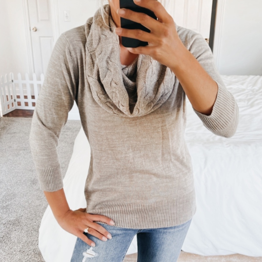 New York and Company Beige Turtle/Cowlneck Sweater